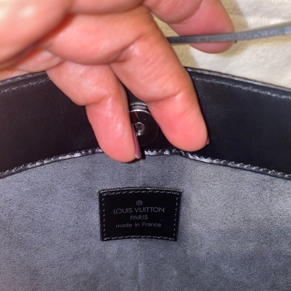 Louis Vuitton Epi Demi Lune Pochette - Picture 7 of 8